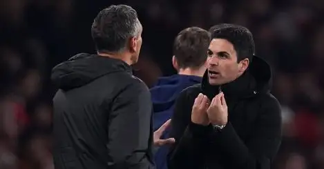 Mikel Arteta: Gary Neville issues shock claim on Arsenal boss as Jamie Carragher admits concern over ‘wow’ moment
