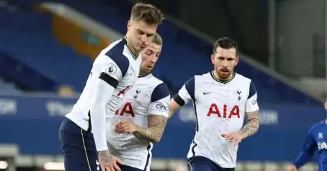 Former Tottenham man fearful of major transfer blunder if ‘top centre-back’ is sold