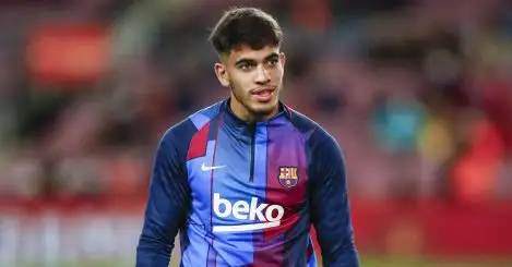 Aston Villa plot last-minute hijack of deal for Barcelona winger, with expected transfer now in doubt